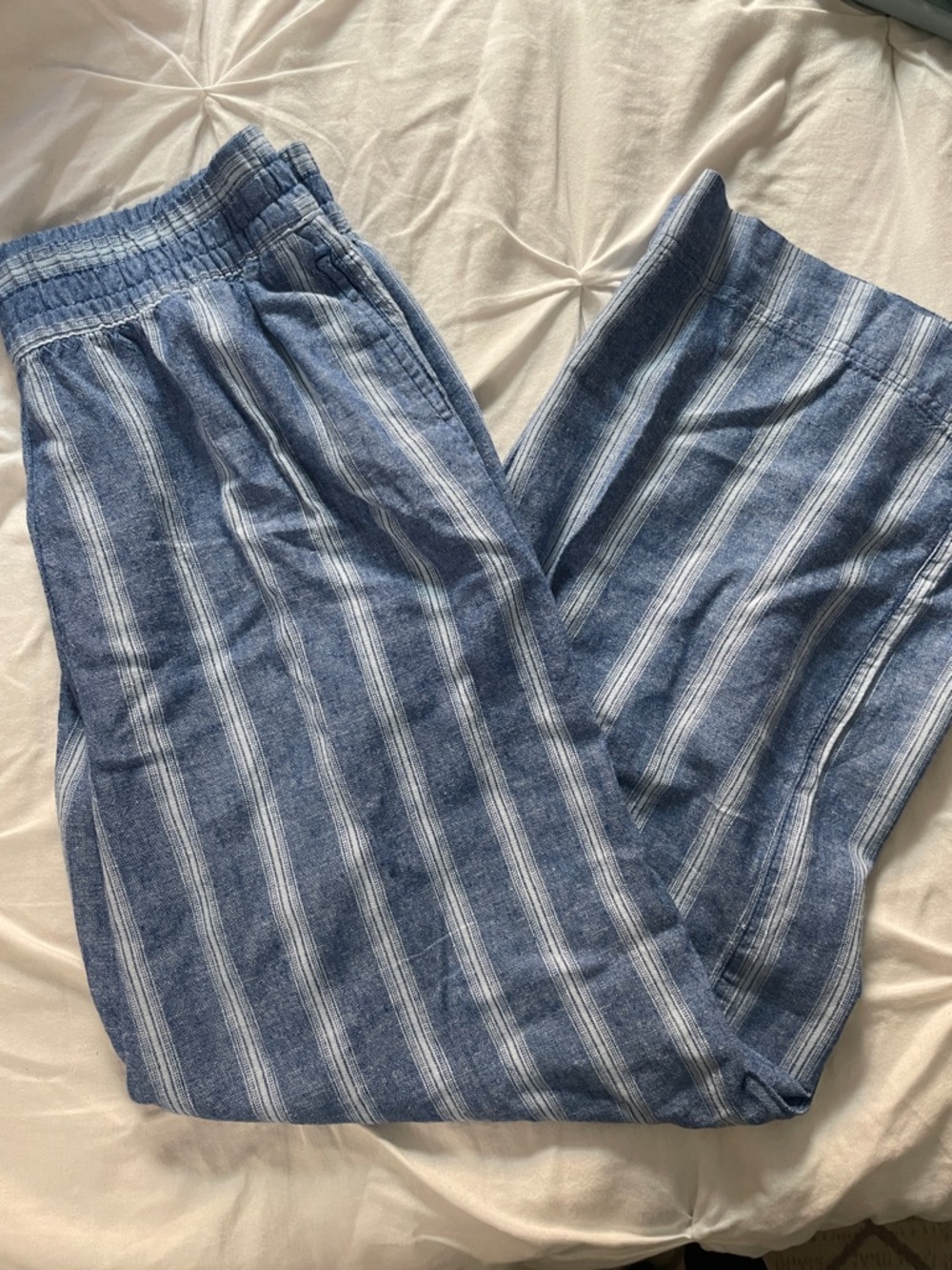Old Navy Blue and White Vertical-Stripe Wide Leg Linen-Blend Pull On Pants - Picture 2 of 8